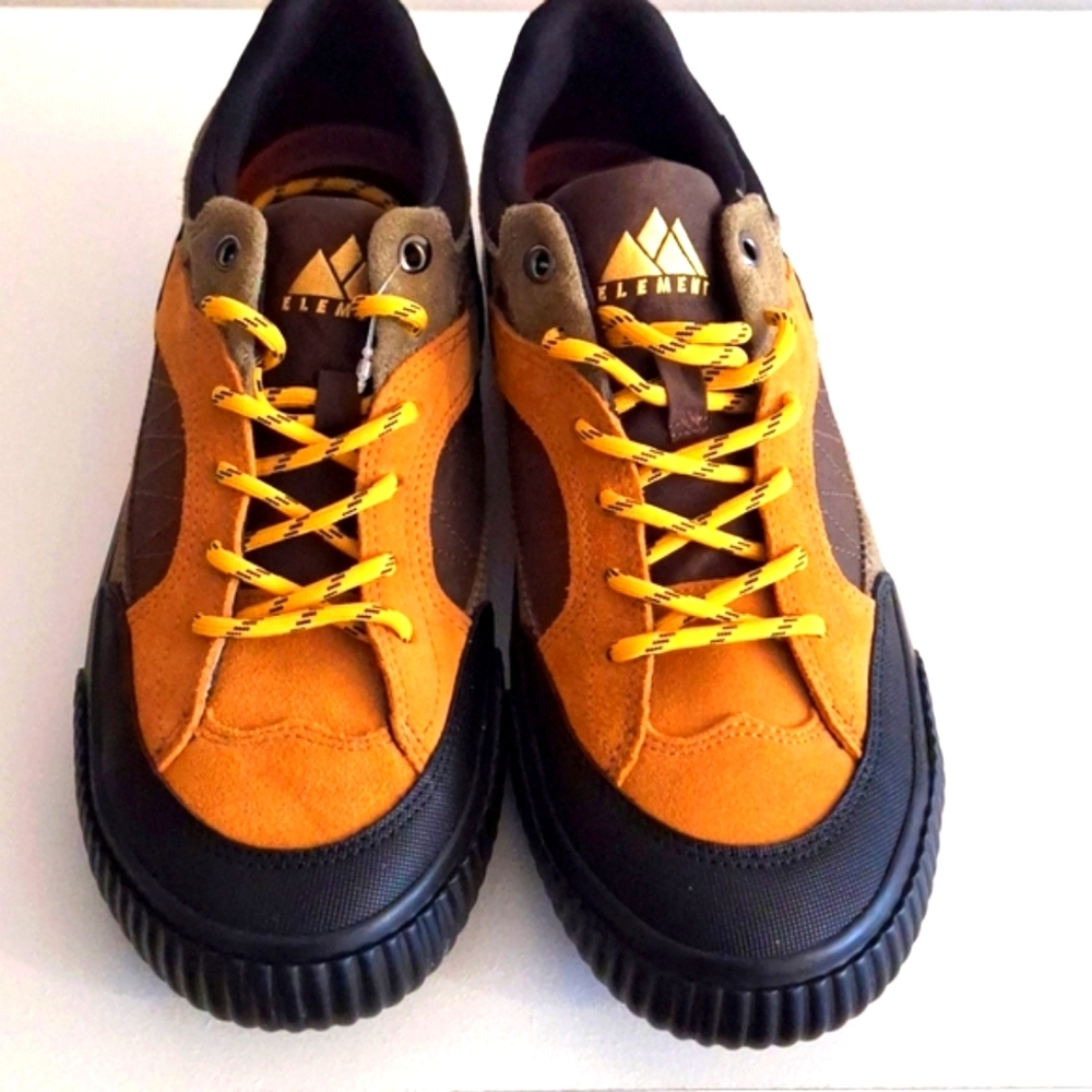 Element sneakers sued, rubber sole, with pull strip in the back NEW!!! - Picture 2 of 7